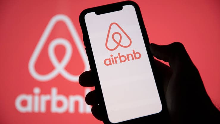 How Airbnb Turned a Simple Idea Into a Global Travel Startup